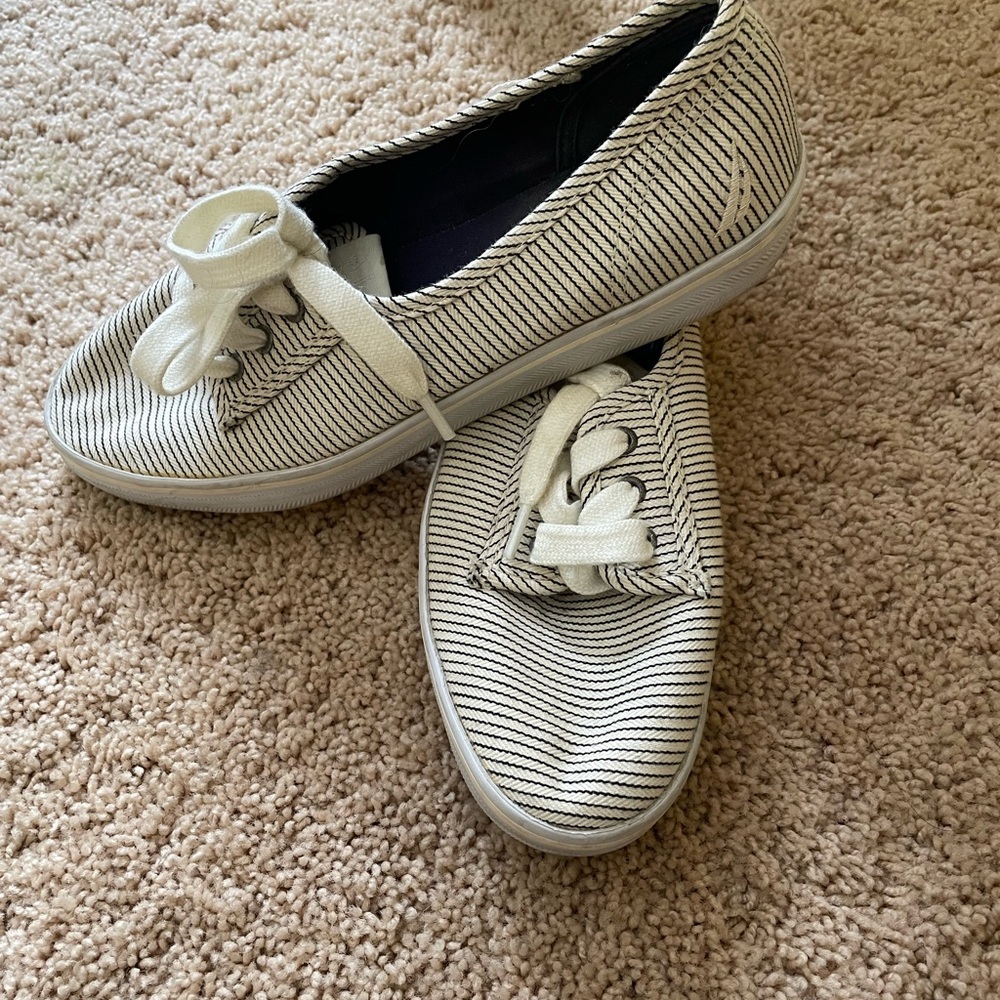 Nautica Black and White Sneakers with Slip-On Design and Textured Fabric